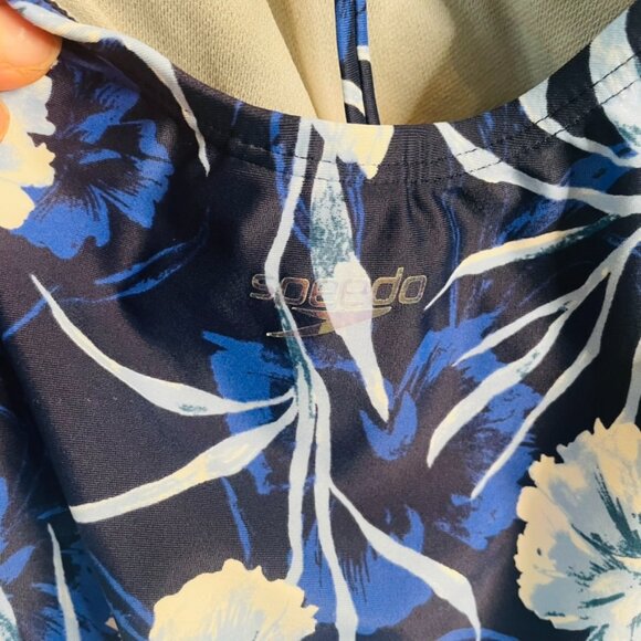 Speedo Blue Floral One Piece Peekaboo Tie Front Swimsuit | Size 8 - Picture 5 of 8